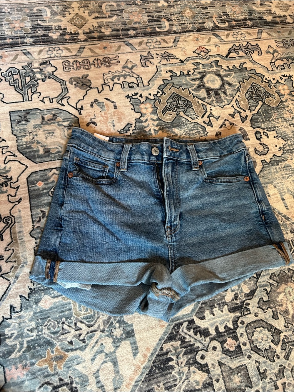 Classic High-Rise Denim Shorts - Blue